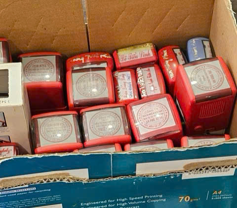 ban hoa don do nguy co phap ly va nhung he luy kho luong 69acf4bd98881